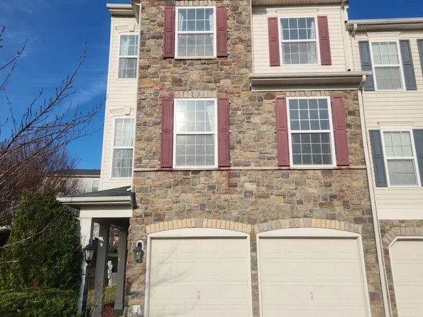 25119 Hummocky Ter, Aldie, VA 20105