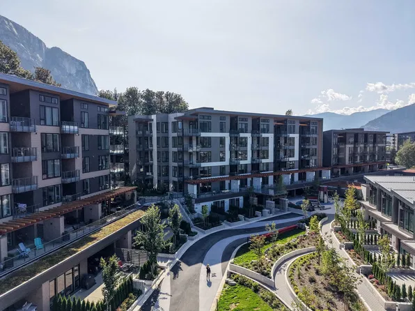 1500 Scott Cres #221, Squamish, BC V8B 1G4