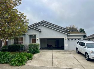 2306 Holly Dr, Rocklin, CA 95765