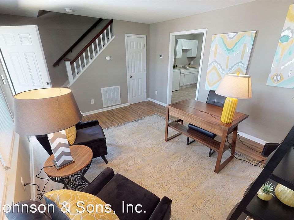 1st image of 3100 Summit Ave