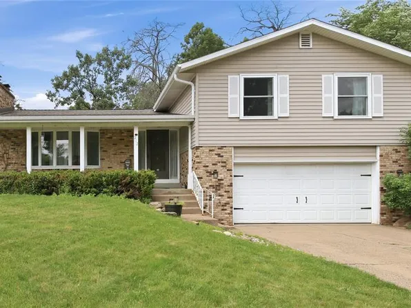 212 Country Club Lane, Altoona, WI 54720