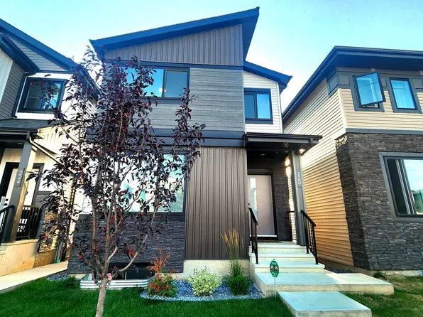 220 28th St NW, Edmonton, AB T6T 2H3