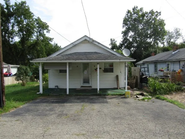 2706 12th Ave, Beaver Falls, PA 15010