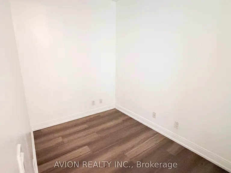 181 Dundas St E #2501 — Photo 8