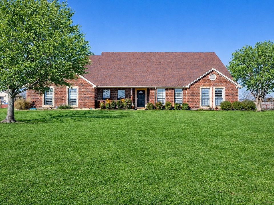 1st image of 396 Alexander Ln