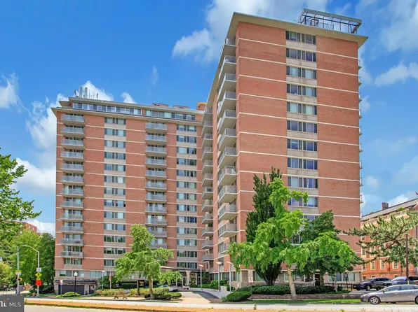 1 E University Pkwy Unit 1402, Baltimore, MD 21218