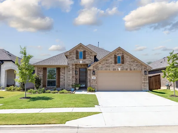 9105 Desert Flora Dr, Fort Worth, TX 76131