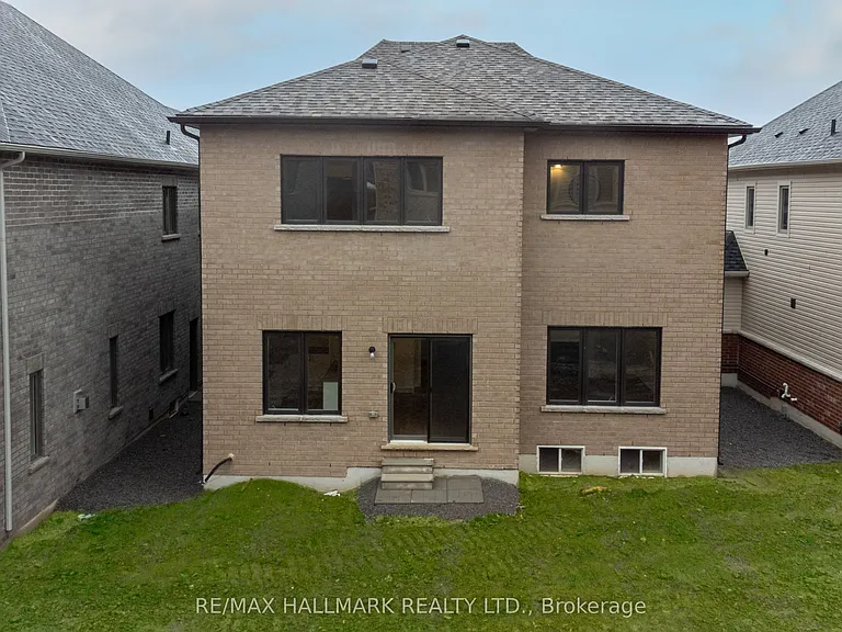 19 Stennett Dr — Photo 33