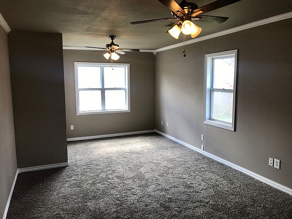 4th image of 708 N Park Ave