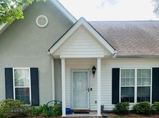 104 Grey Oak Ct, Savannah, GA 31419