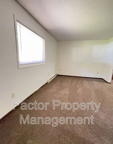 418 Allan Ave #1 — Photo 8