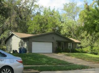 11790 Parish Dr, Bridgeton, MO 63044