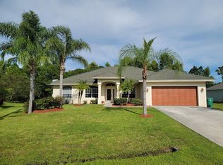 5467 NW North Crisona Cir, Port Saint Lucie, FL 34986