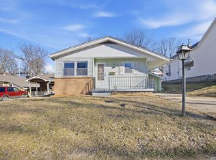 1613 S 19th St, Saint Joseph, MO 64507