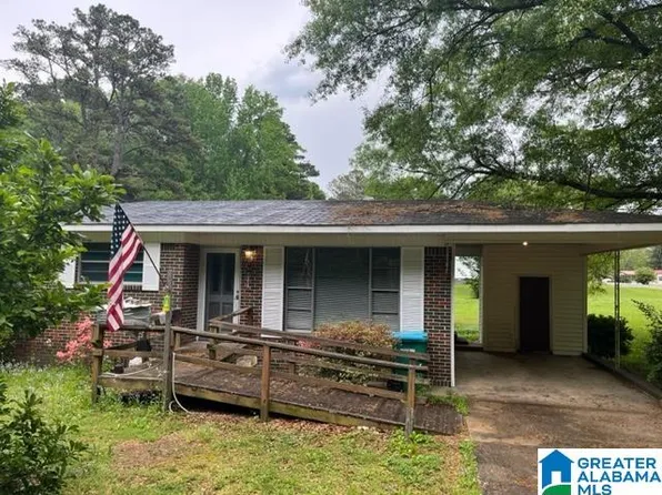 550 Odena Heights Cir, Sylacauga, AL 35150