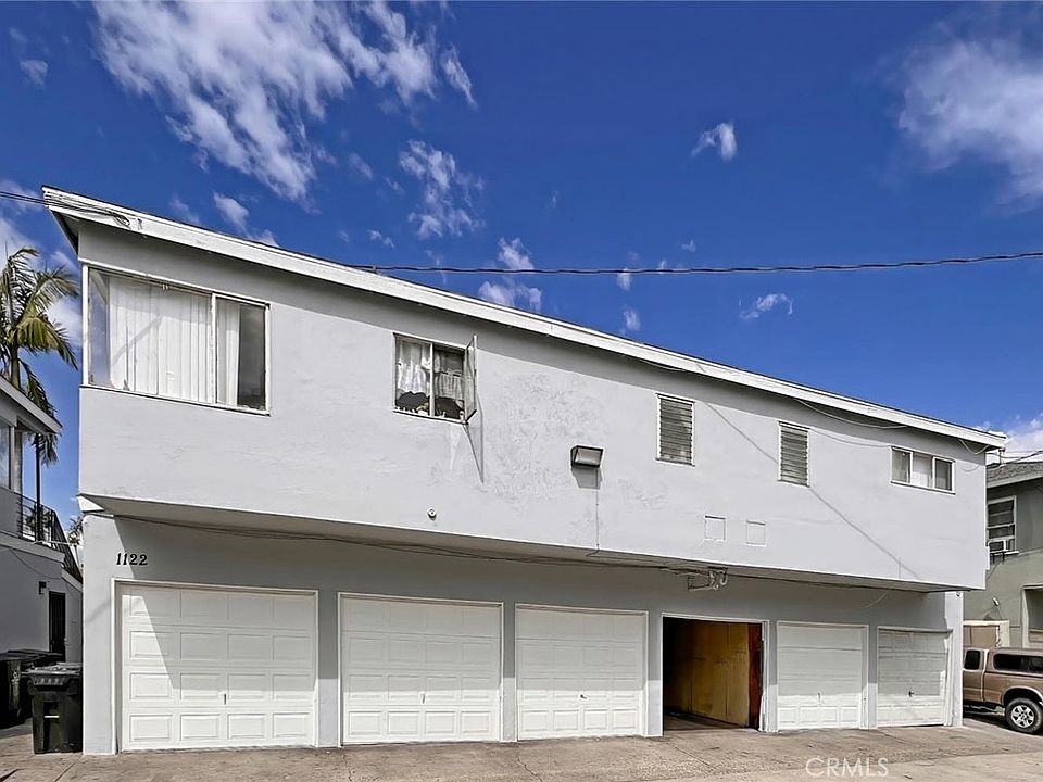 2nd image of 1122 W Broadway