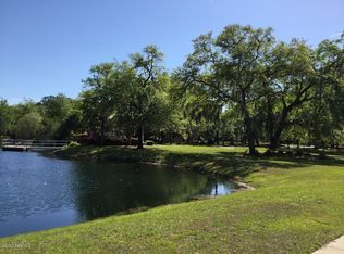 15 Park Sq S, Beaufort, SC 29907