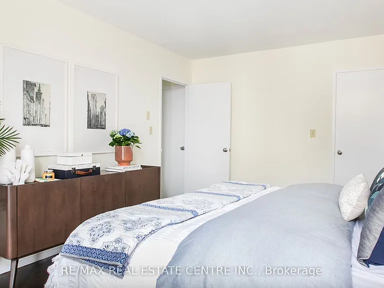 50 Graydon Hall Dr #108 — Photo 13