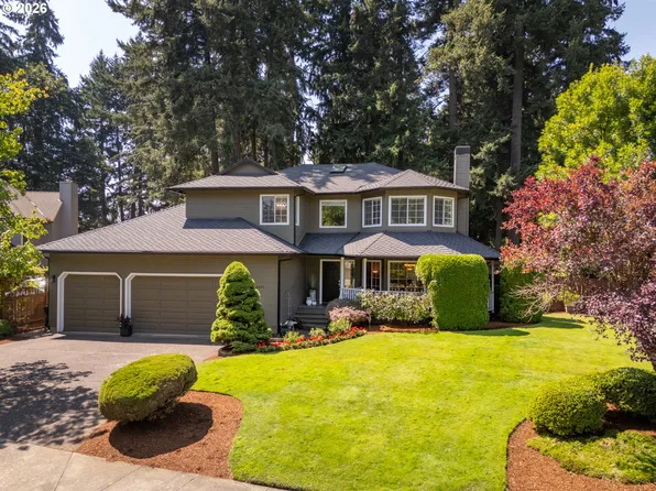 8670 SW Rogue Ln, Wilsonville, OR 97070