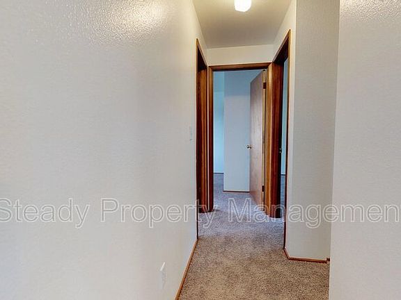 5th image of 908 118th Avenue Ct E
