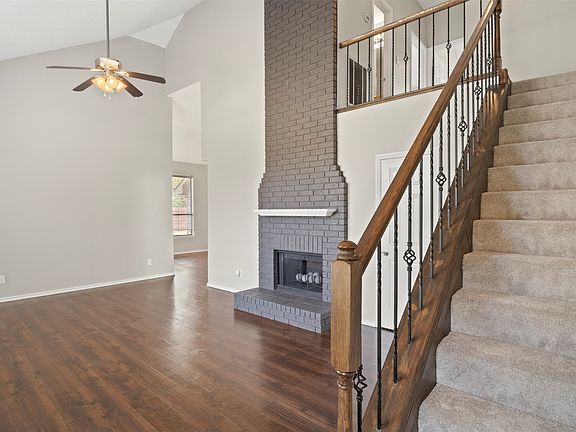 4th image of 1301 Spring St