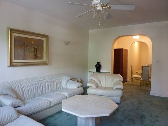 LR-3rd view (prior photo)