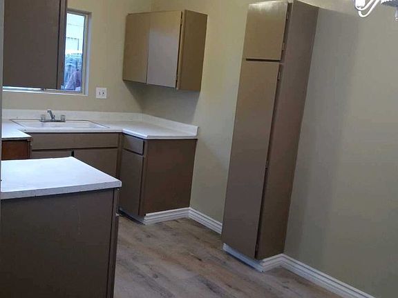 5th image of 1483-1495 7th St #5