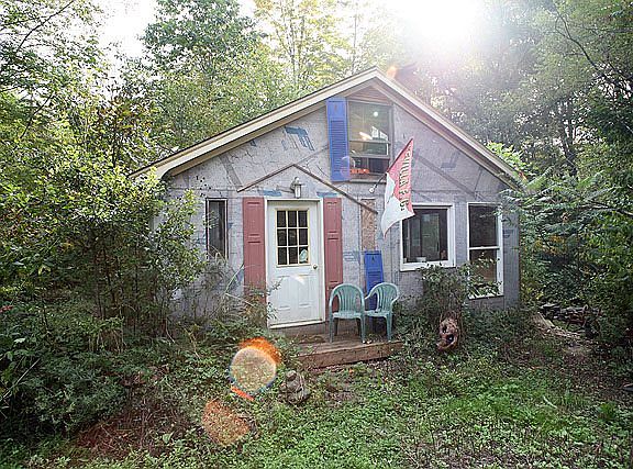 4th image of 73 Church St