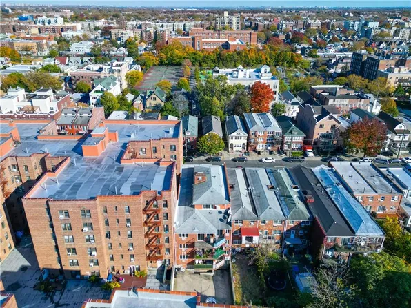 1856 East 13th Street image 24 of 27