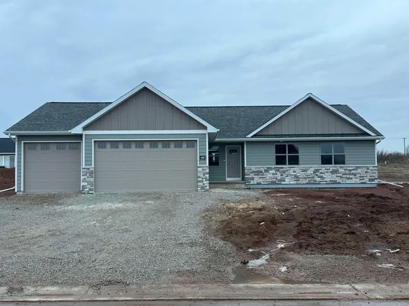 490 Celtic Sea Way, Wrightstown, WI 54180
