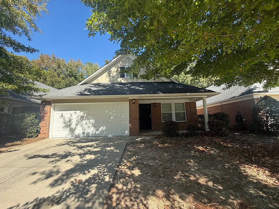 3142 Girard Dr