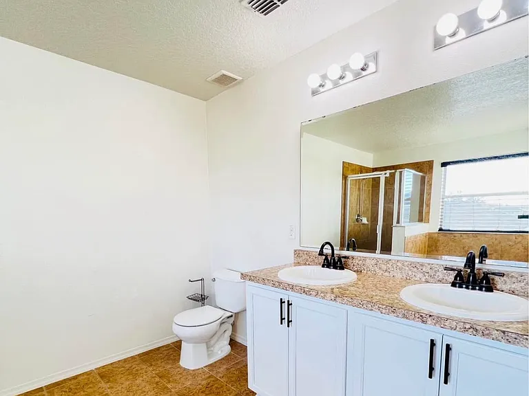 13004 Boggy Pointe Dr — Photo 1