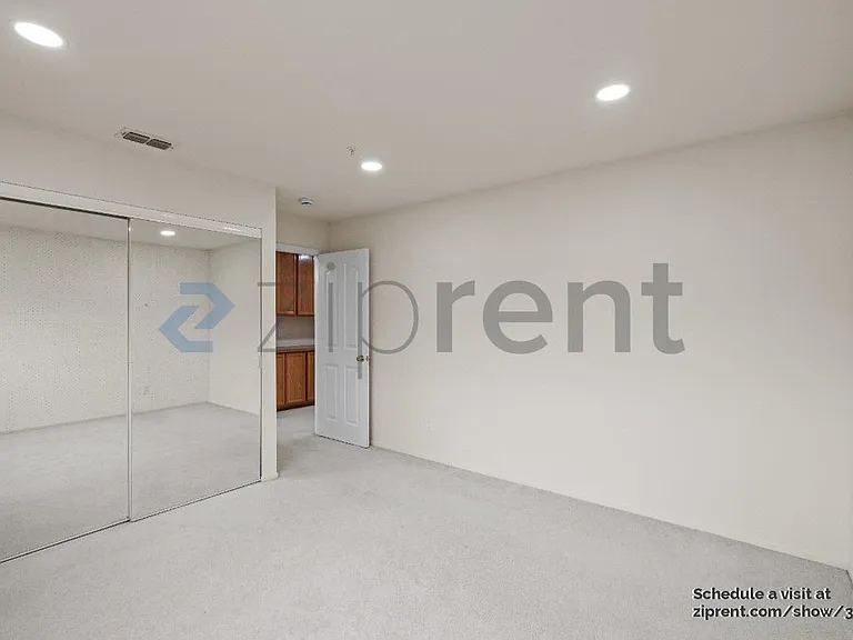 1001 Sandhurst Dr — Photo 24