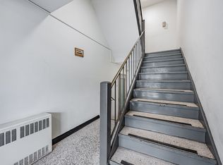 140 Kent Street, Whitby, ON L1N 4X9