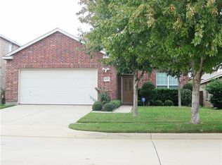 6005 Sun Ray Dr, Denton, TX 76208