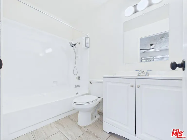 236 S Avenue 55 #C — Photo 12