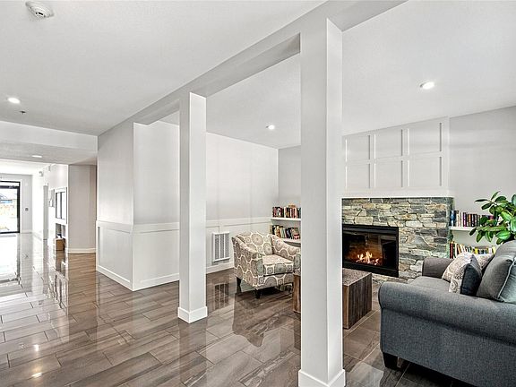 3rd image of 1900 Tulsa Rd Unit 402