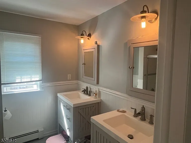65 Wetmore Ave — Photo 16