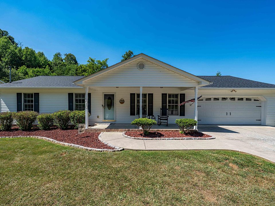 1st image of 180 Valley Crest Dr