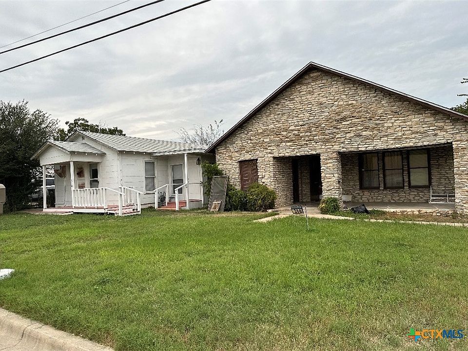 1st image of 310 W Avenue A