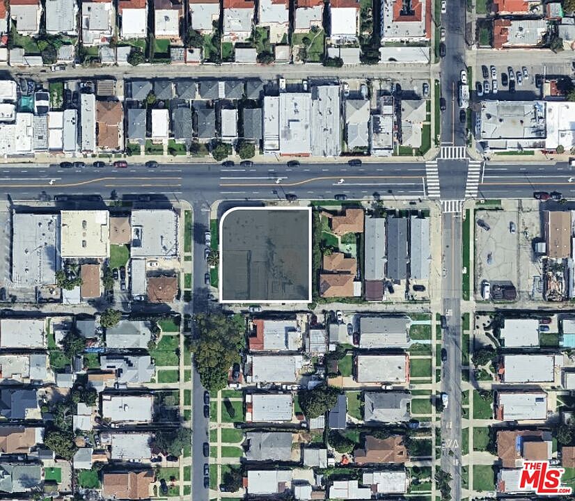 1st image of 2620 W Vernon Ave