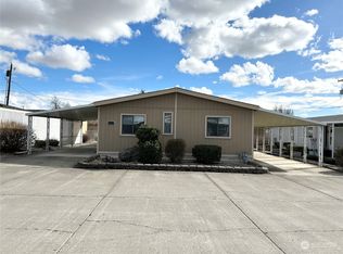 1313 Rancho Villa Dr, Walla Walla, WA 99362