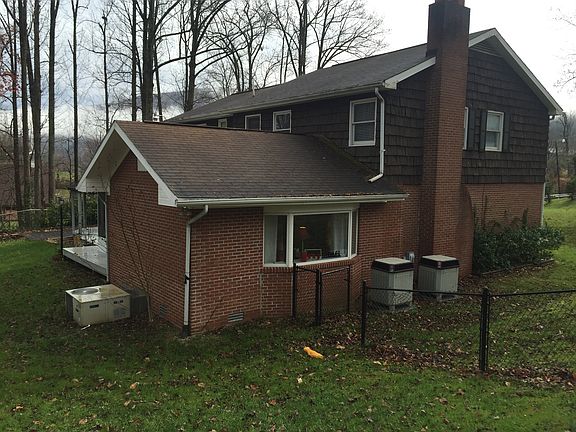 5th image of 1250 Spruce St NW