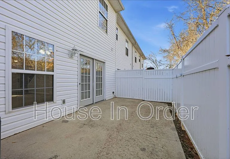 48 Ridgestone Cir — Photo 17