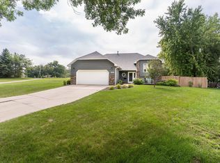 916 Meadow Hill Ln, Fergus Falls, MN 56537