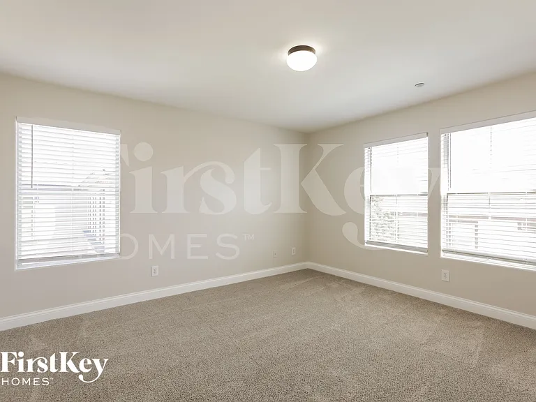 684 Moonlight Stroll St — Photo 16