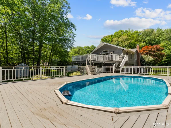 148 Osborn Lane, Monroe, CT 06468