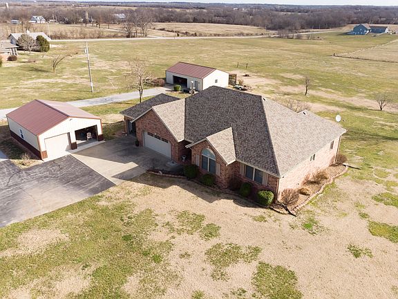 2nd image of 3694 N Farm Road 83