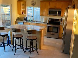 548 Larchwood Dr, San Marcos, CA 92069