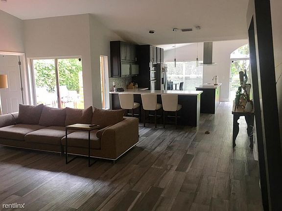 20170127215342685492000000-o